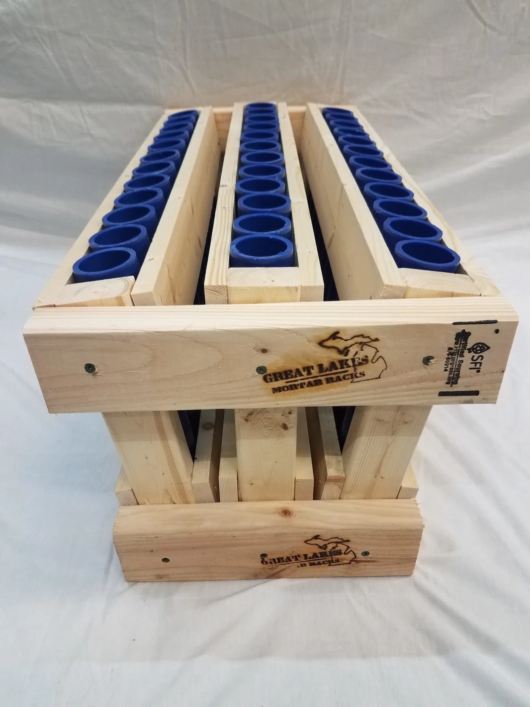 Great Lakes Mortar Racks™ 36-Shot Single Row Fan Rack