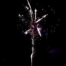 Crackle Tail to Willow w/ R Strobe & B Pistil 49-Shot Pro-Line Cake