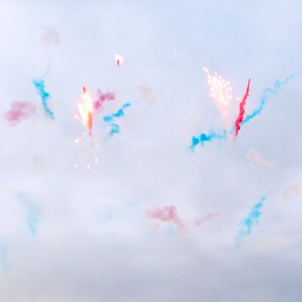 Fan Red & Blue Smoke Sky Comets To Salutes 49-Shot Pro-Line Cake