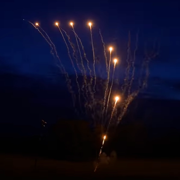 Z Shape Yellow Comets 49-Shot Pro-Line Cake