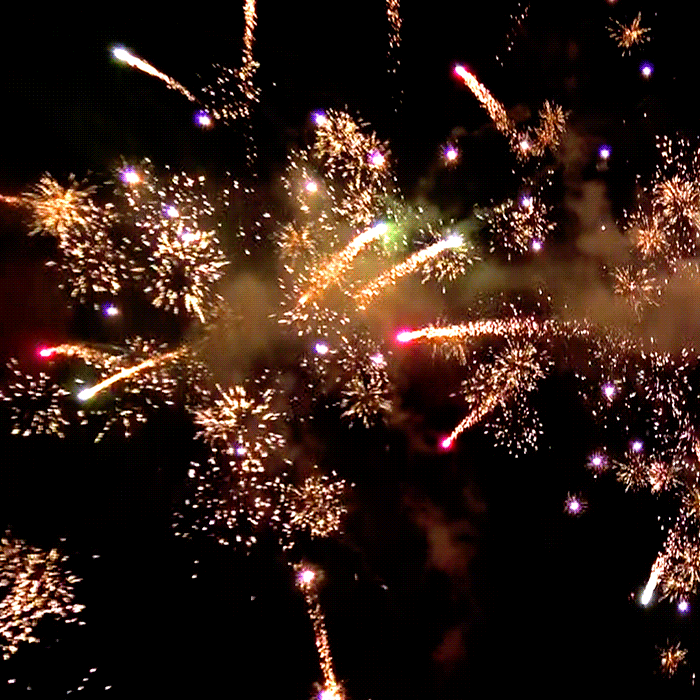 Fans 100-Shot XL Aerial Finale Set