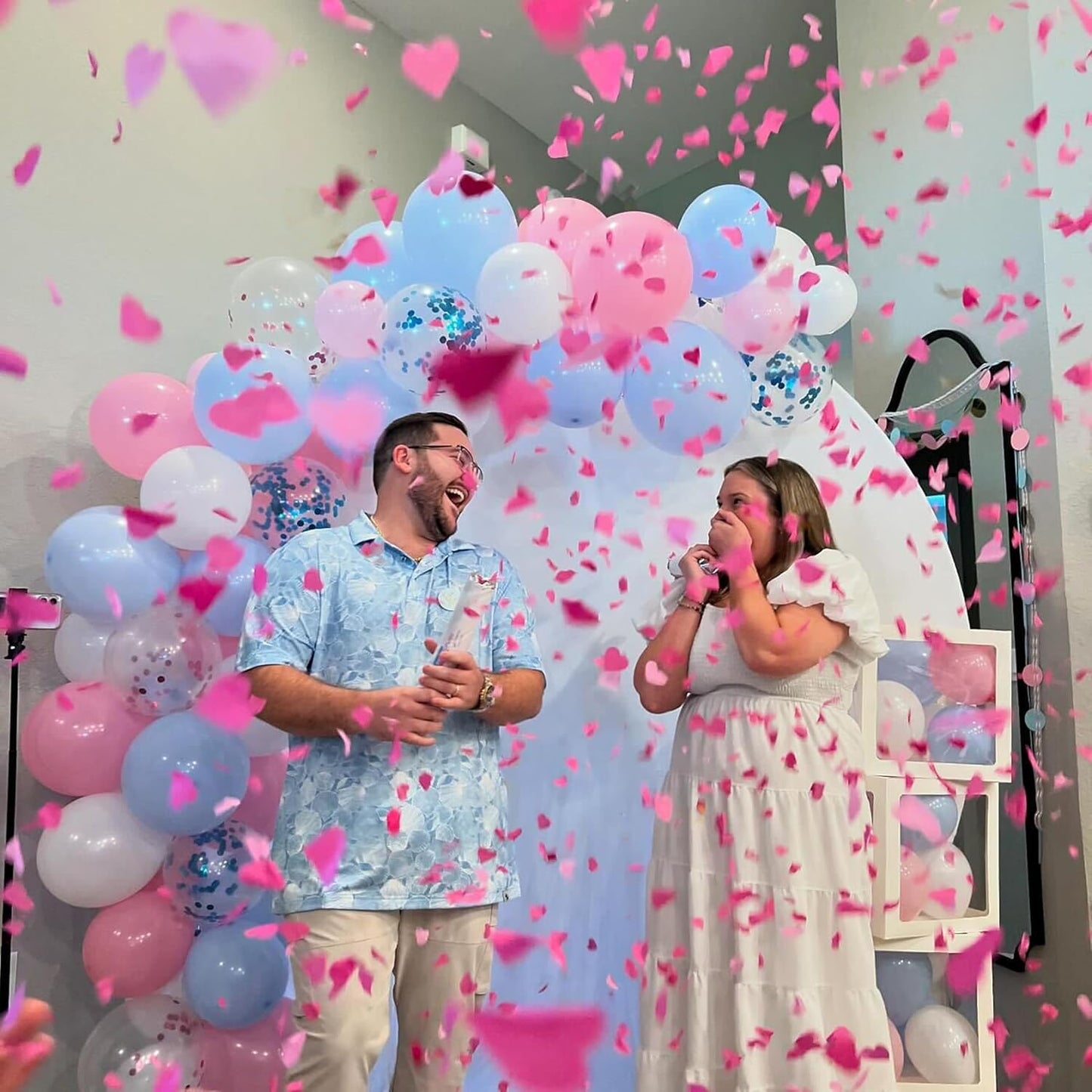 Gender Reveal Confetti Cannon (4-Pack, Blue & Pink)