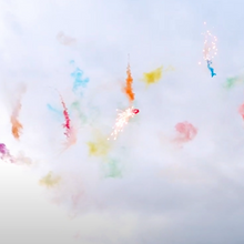 Fan R,G,Y,B,O,Pur,Pk Smoke Comet To Salutes 49-Shot Pro-Line Cake