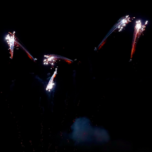 Fan White Glitter Comet to White Glitter Waterfall 42-Shot Pro-Line Cake