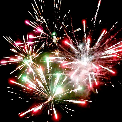 Black Friday Calavera® 18 Tiros Fuegos Artificiales Aéreos Estándar